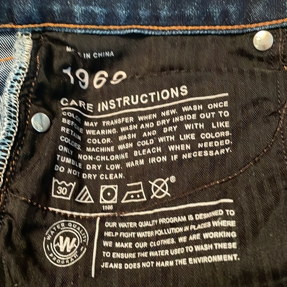 Gap 1969 - size 26 - summer cut-offs - Jean shorts - Picture 6 of 8